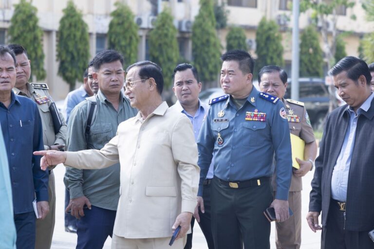 លោកឧត្តមសេនីយ៍ត្រី ម៉េង ស្រ៊ុន អញ្ជើញចូលរួមក្នុងកិច្ចប្រជុំផែនការការពារ សម្តេចតេជោ ហ៊ុន​ សែន​​​​ ដែលនឹងអញ្ជើញសំណេះសំណាលជាមួយអាជ្ញាធរដែនដីនិងអង្គបោះឆ្នោតព្រឹទ្ធសភាក្នុងមណ្ឌលភូមិភាគទី៧…