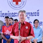 ប្រជាពលរដ្ឋ រងផលប៉ះពាល់ដោយសារគ្រោះធម្មជាតិខ្យល់កន្ត្រាក់ ចំនួន ១៦គ្រួសារ នៅក្រុងអរិយក្សត្រ ទទួលជំនួយសង្គ្រោះបន្ទាន់ពីសាខាកាកបាទក្រហមកម្ពុជាខេត្តកណ្ដាល